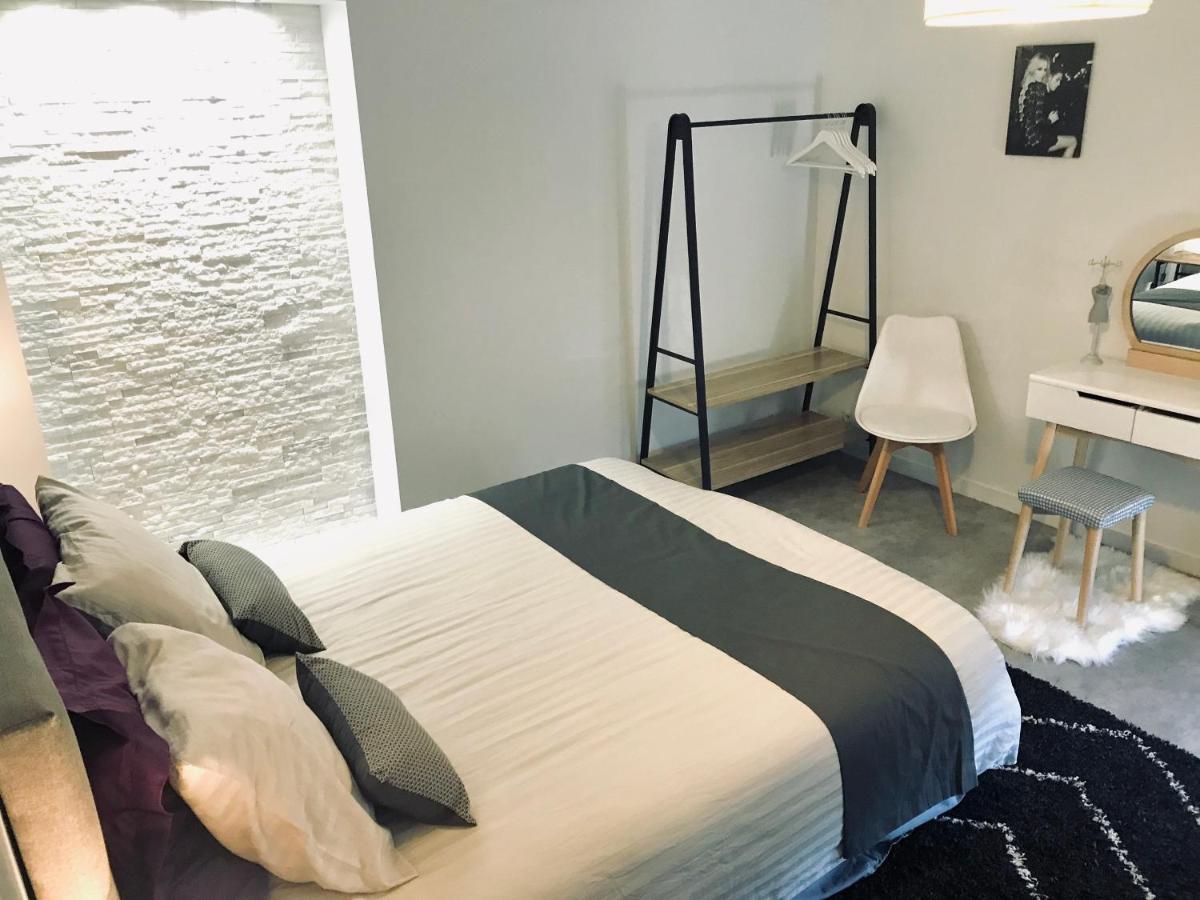 Appartement De Charme Centre Ville - Wifi Le Mans Bagian luar foto